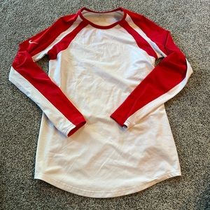 Nike dri fit fitted long sleeve performance shirt women’s size medium